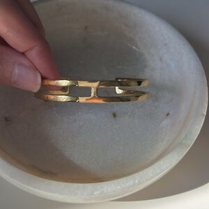 Jcrew bangle in gold, good condition